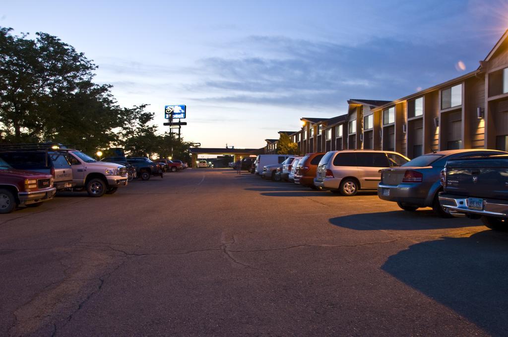 Super 8 By Wyndham Casper East/Evansville Экстерьер фото