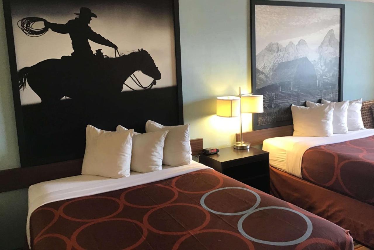Super 8 By Wyndham Casper East/Evansville Экстерьер фото