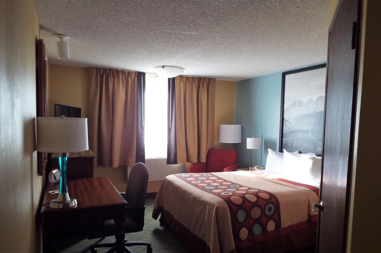 Super 8 By Wyndham Casper East/Evansville Экстерьер фото